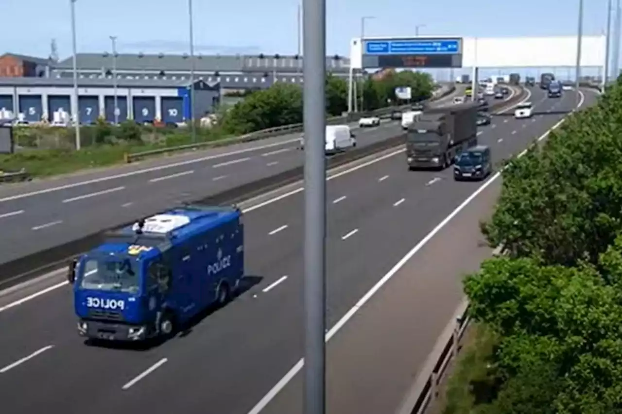 WATCH: Nuclear warheads convoy passes through Glasgow on motorway