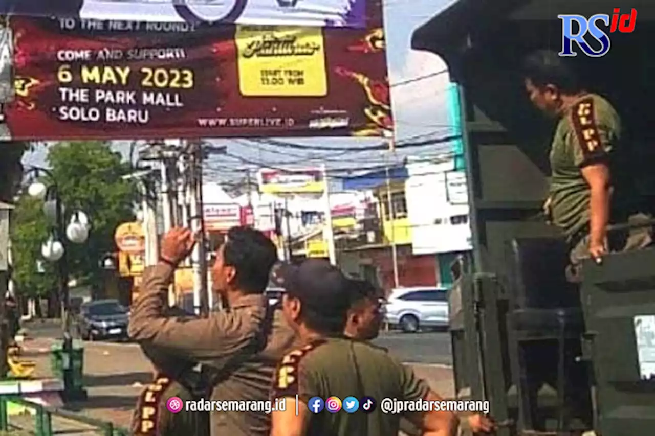 Pemkot Pekalongan Bredel 542 Reklame Liar