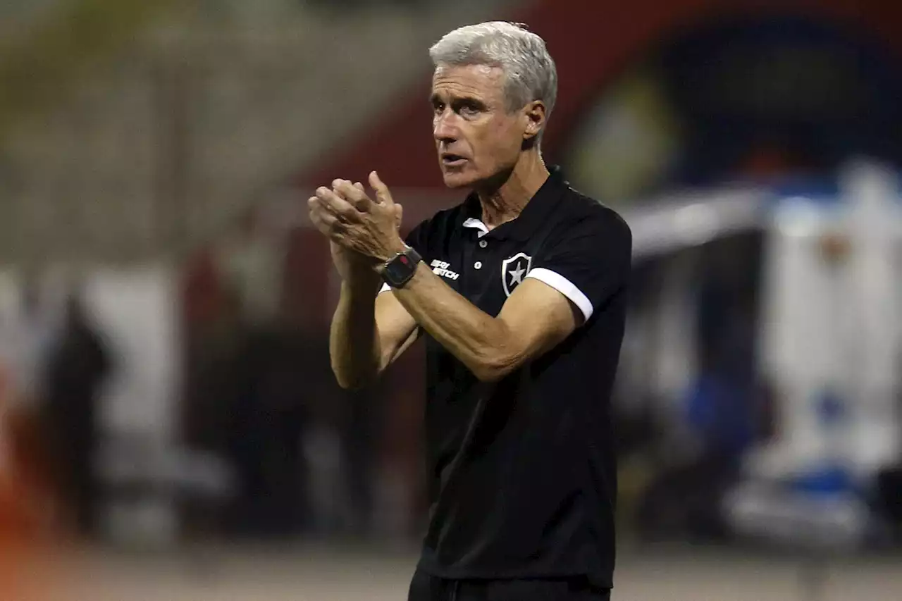 Análise: estatísticas reverberam segundo tempo ruim do Botafogo contra o Cesar Vallejo