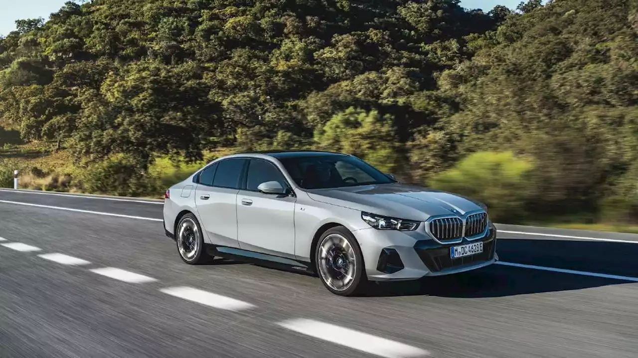 In a new BMW sedan, drivers can change lanes using just their eyes