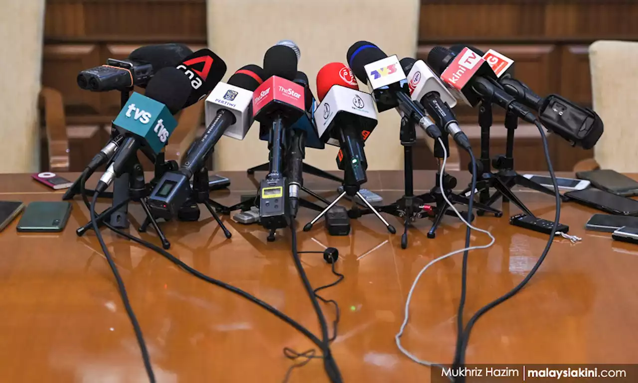 Reporters deliver Friday sermon to mark National Journalists Day