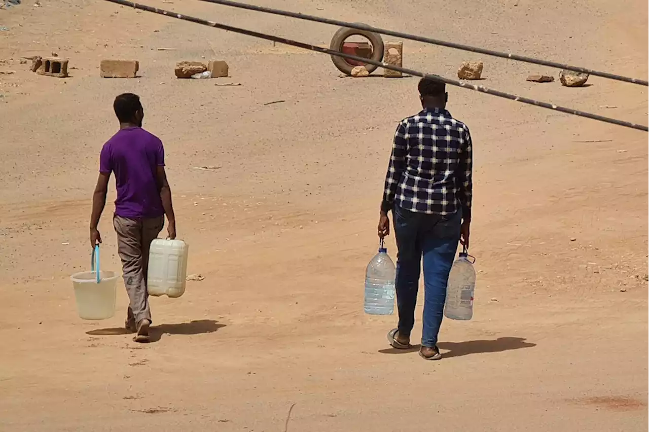 In Sudan's capital, risking death in search of water