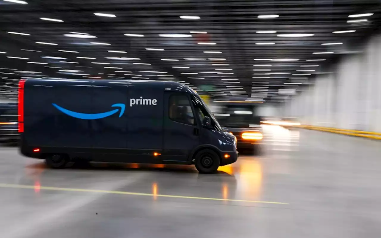 Amazon drivers say toilet breaks were replaced by pee bottles, Shewee, dog waste bags