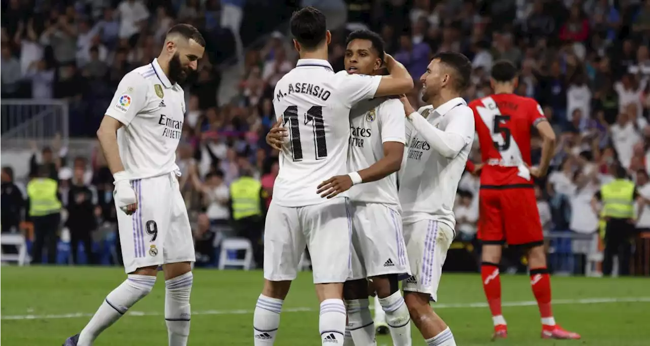 Real Madrid : le groupe pour Séville annoncé, Benzema et Vinicius manquent à l'appel !