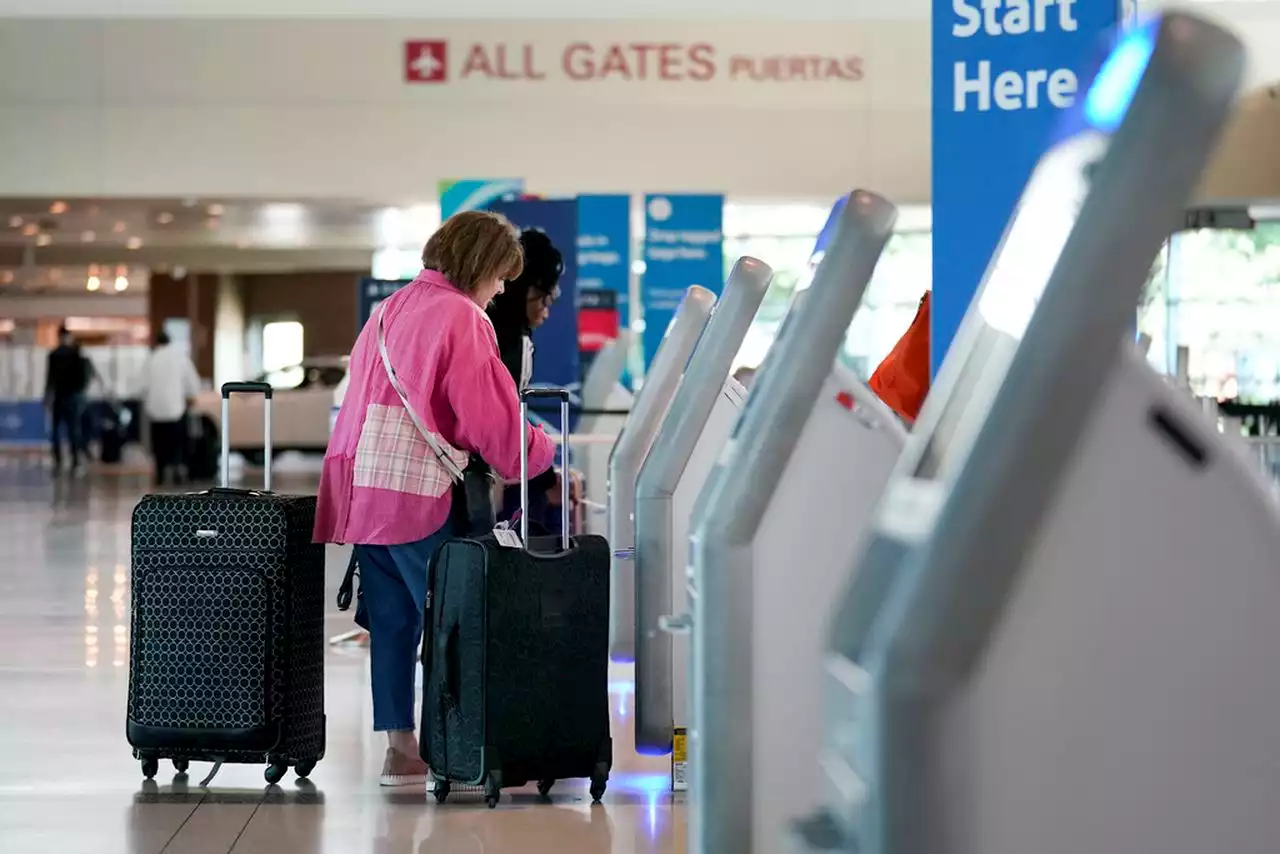 Summer 2023 travel season expected to bring big crowds, big prices