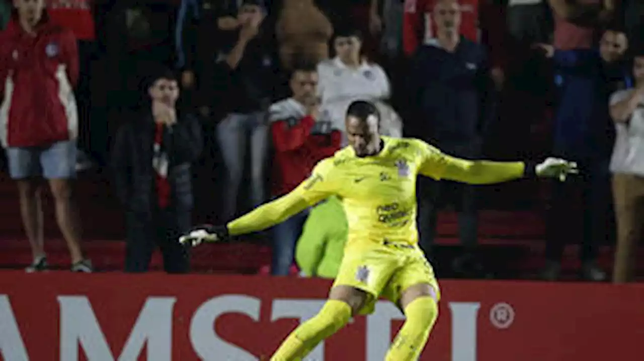 Quem é Carlos Miguel? Considerado sucessor de Cássio no gol do Corinthians