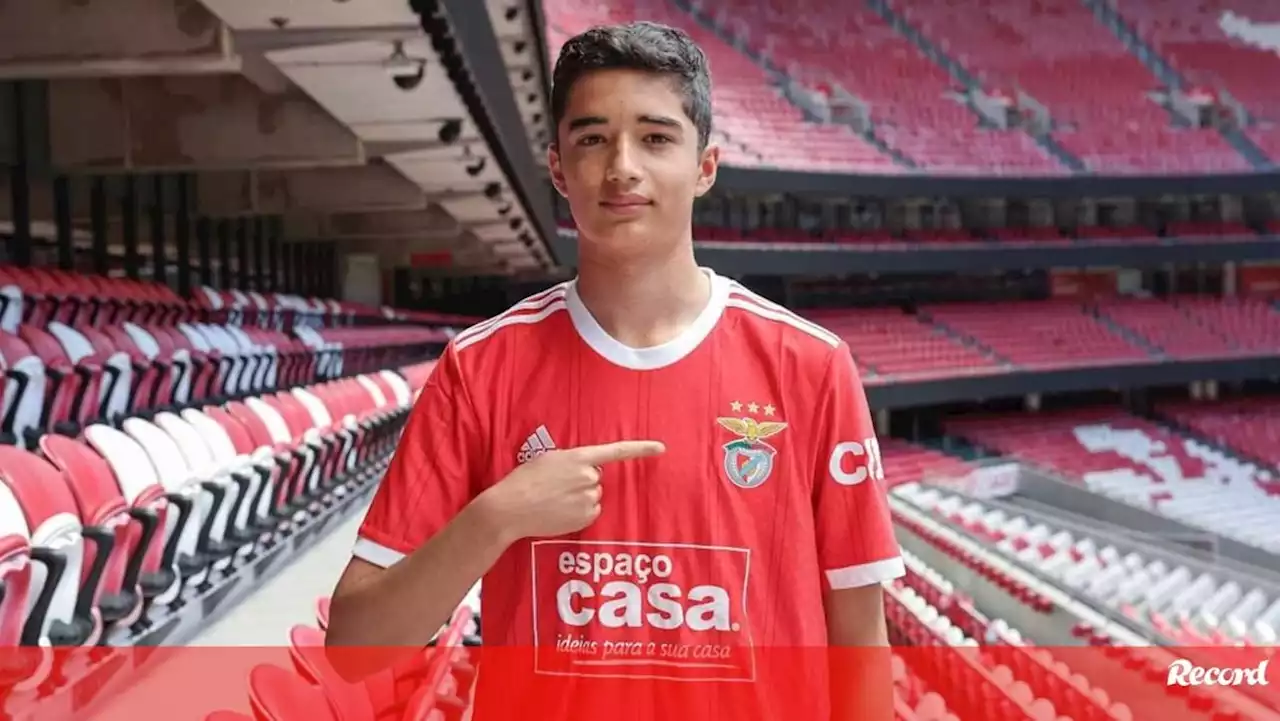 António Luís assina contrato de formação com o Benfica