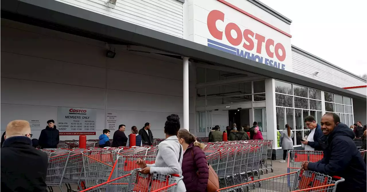 Costco earnings miss estimates as shoppers curb discretionary spending