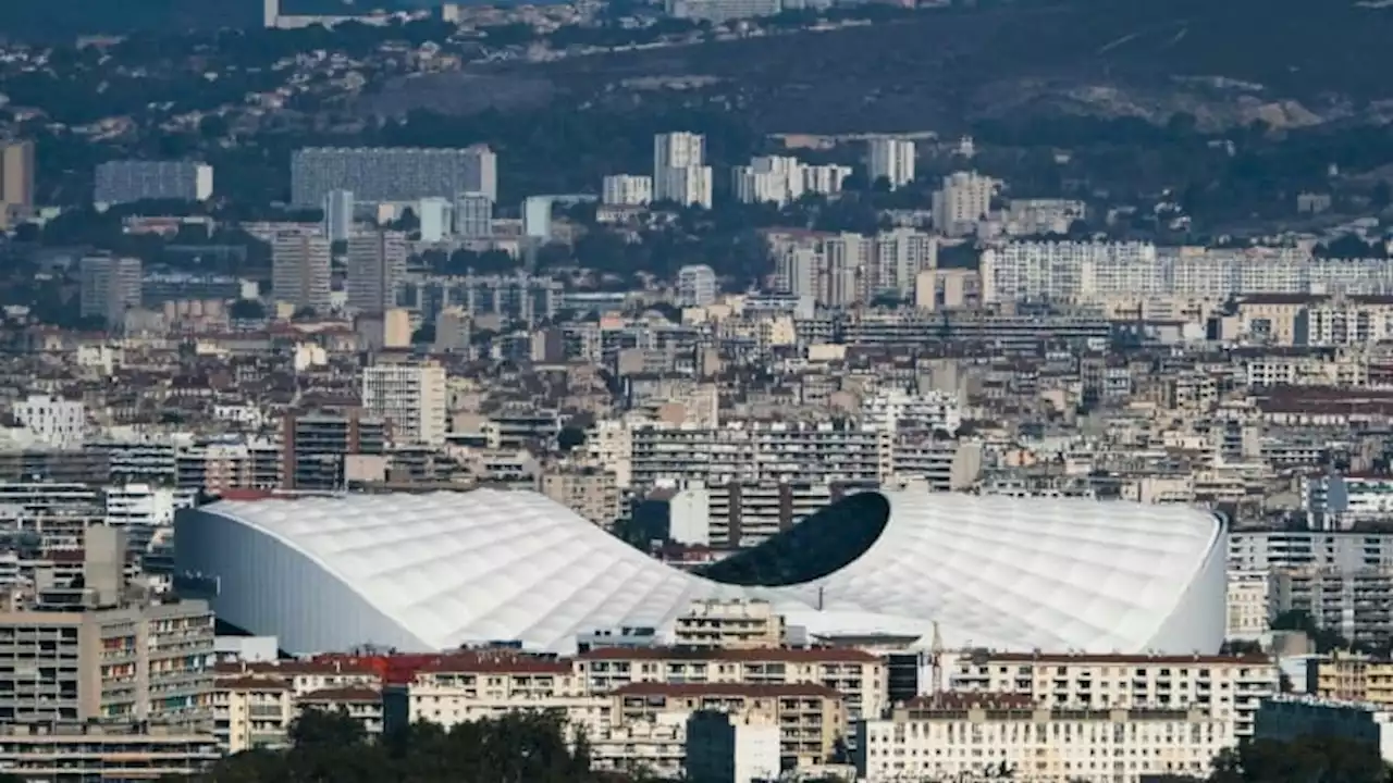 Marseille: un parvis du stade Vélodrome va porter le nom de Bernard Tapie