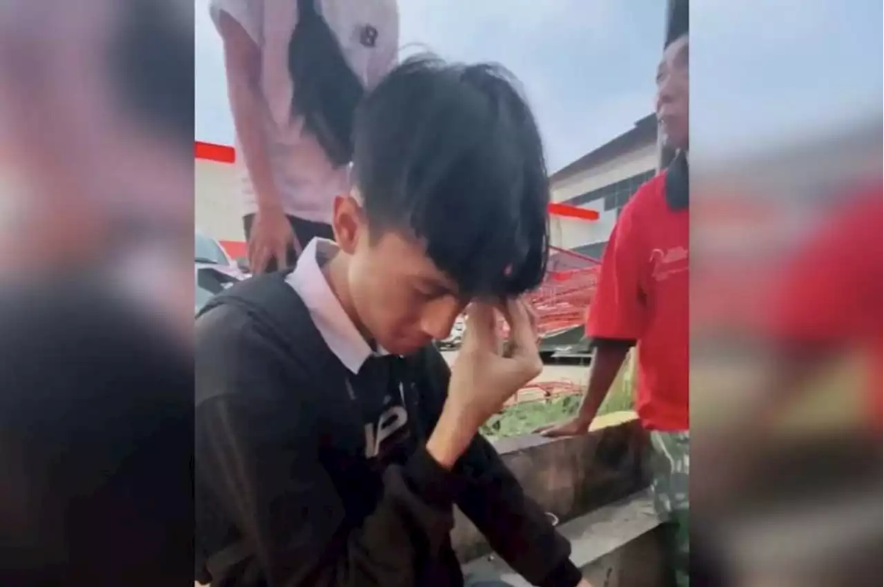 Indonesian teen who walks 8km to school and once nearly fainted goes viral on TikTok, gets bursary and electric bicycle