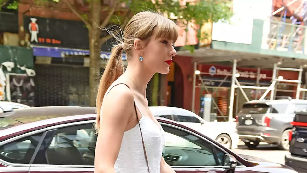 Taylor Swift’s Summer Outfit Is The New Official Warm Weather Uniform