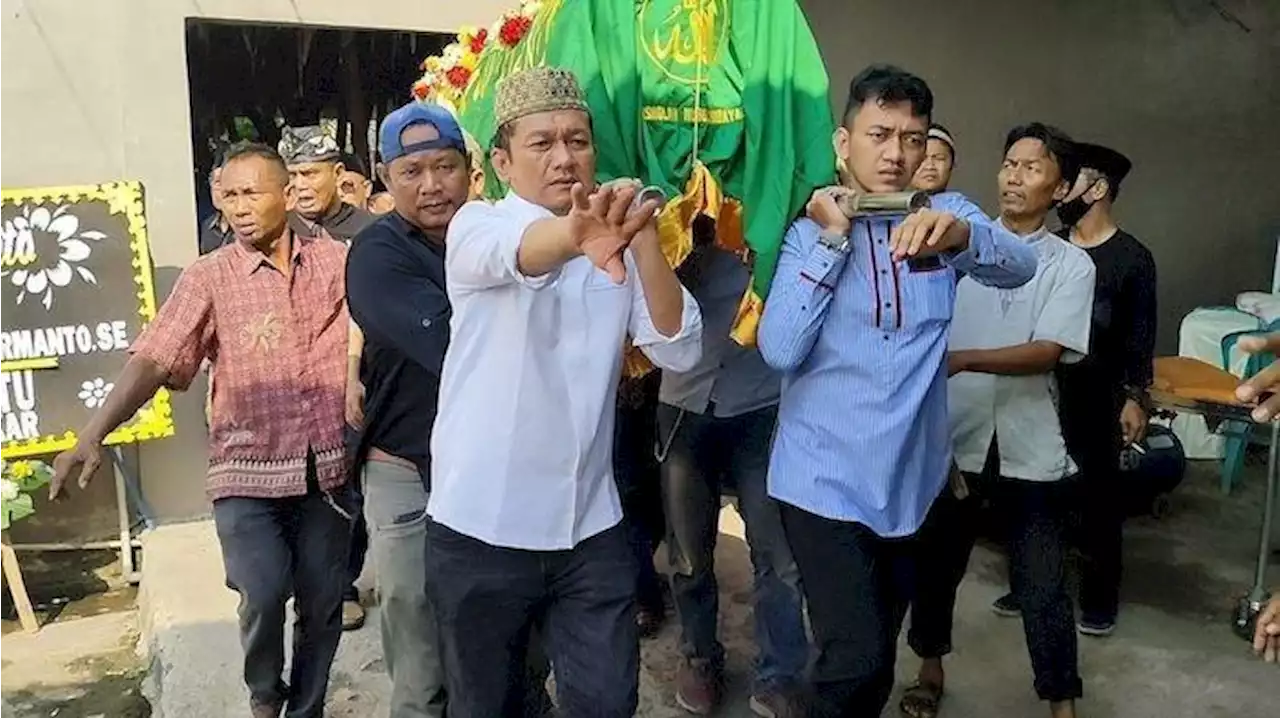 Ibunda Anggota DPR RI Bambang Hermanto Dibunuh Petugas Kebersihan, Begini Kesaksian Mantan Kades - Tribunnews.com