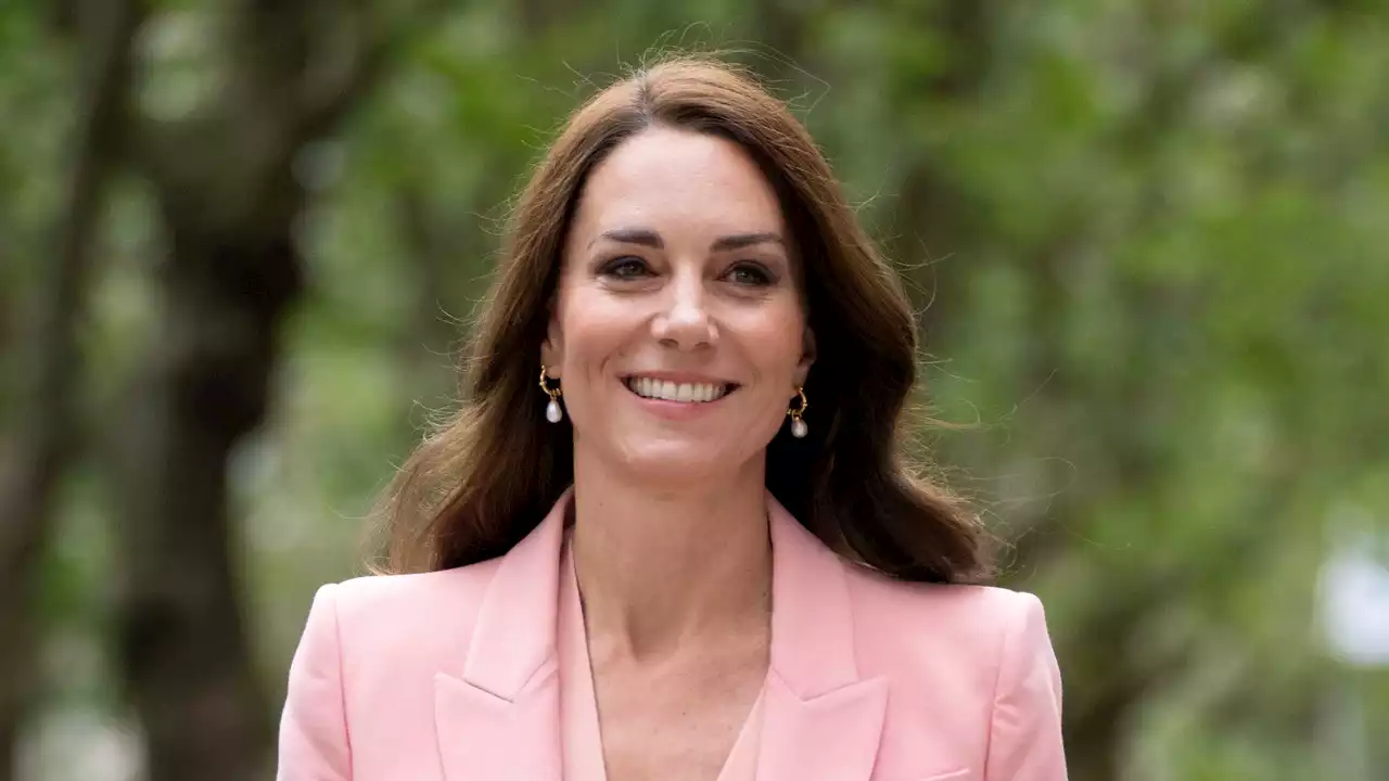 Even Kate Middleton Can’t Resist This Summer’s Candy-Pink Mood