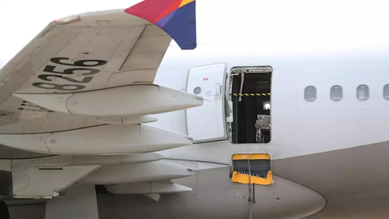 Man who opened Asiana plane door in mid-air tells police he did it because he was 'uncomfortable'