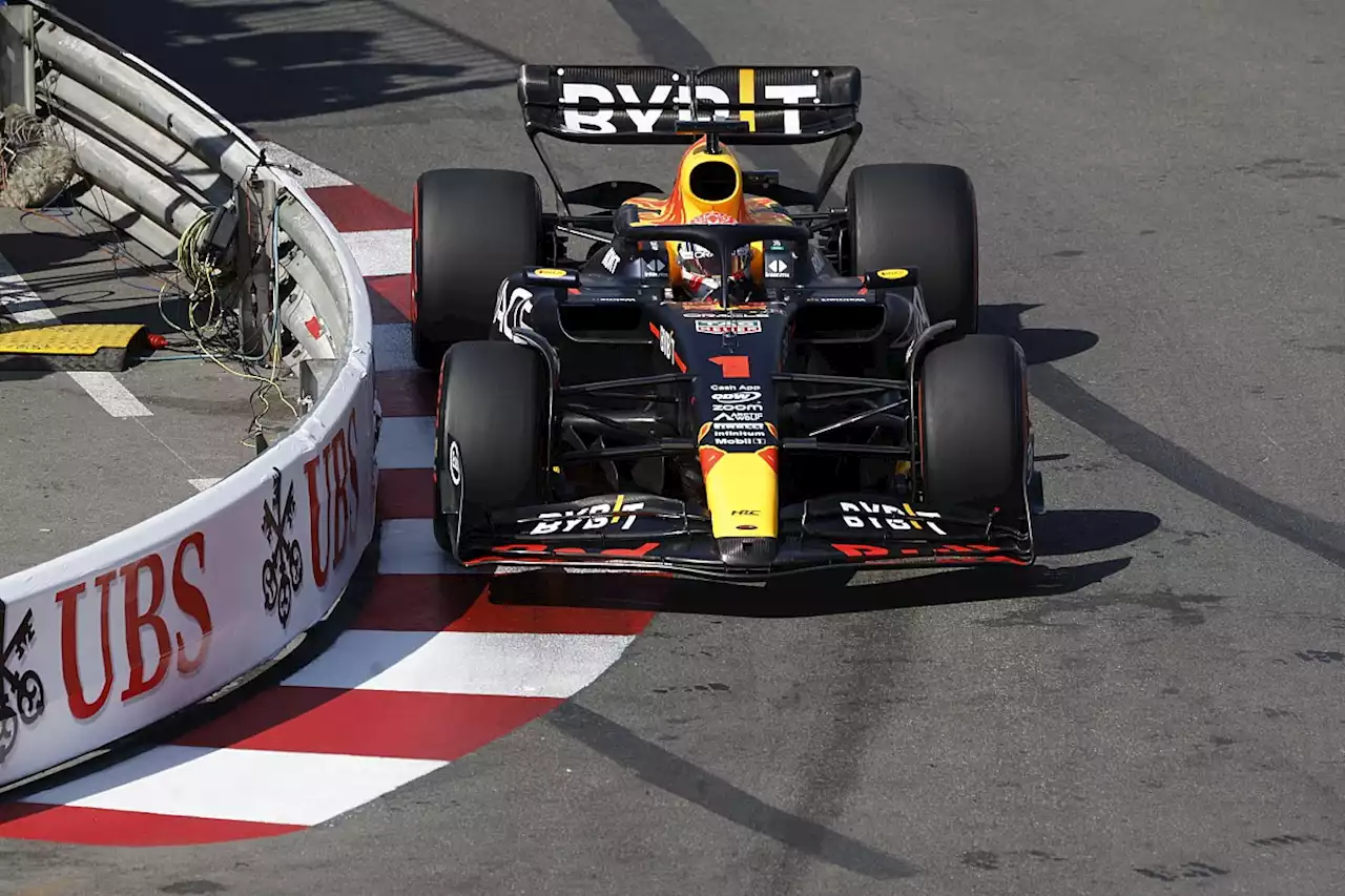 Verstappen &quot;clipped a few barriers&quot; on frantic Monaco F1 pole run