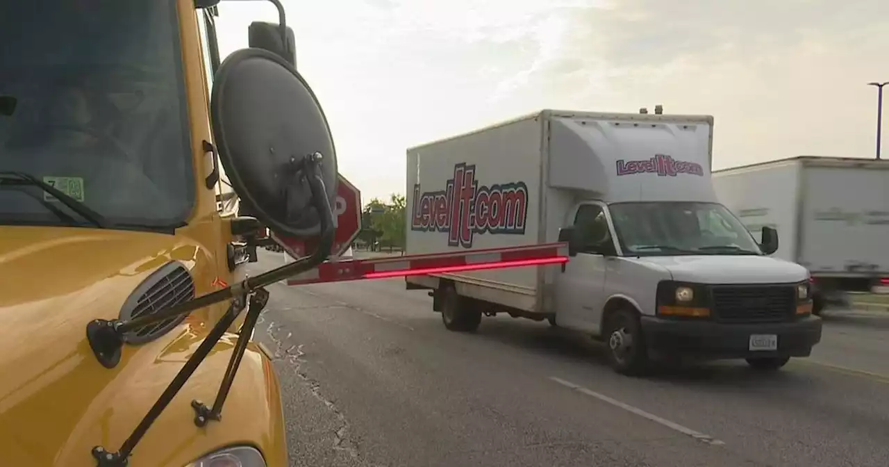 Illinois lawmakers vote to allow new method to improve safety around school buses