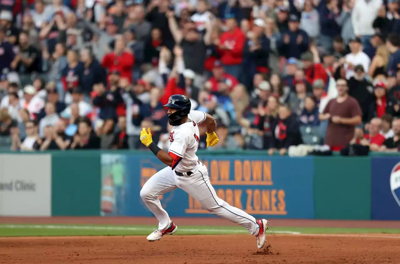 Guardians explode for four runs, hang on to beat Cardinals, 4-3