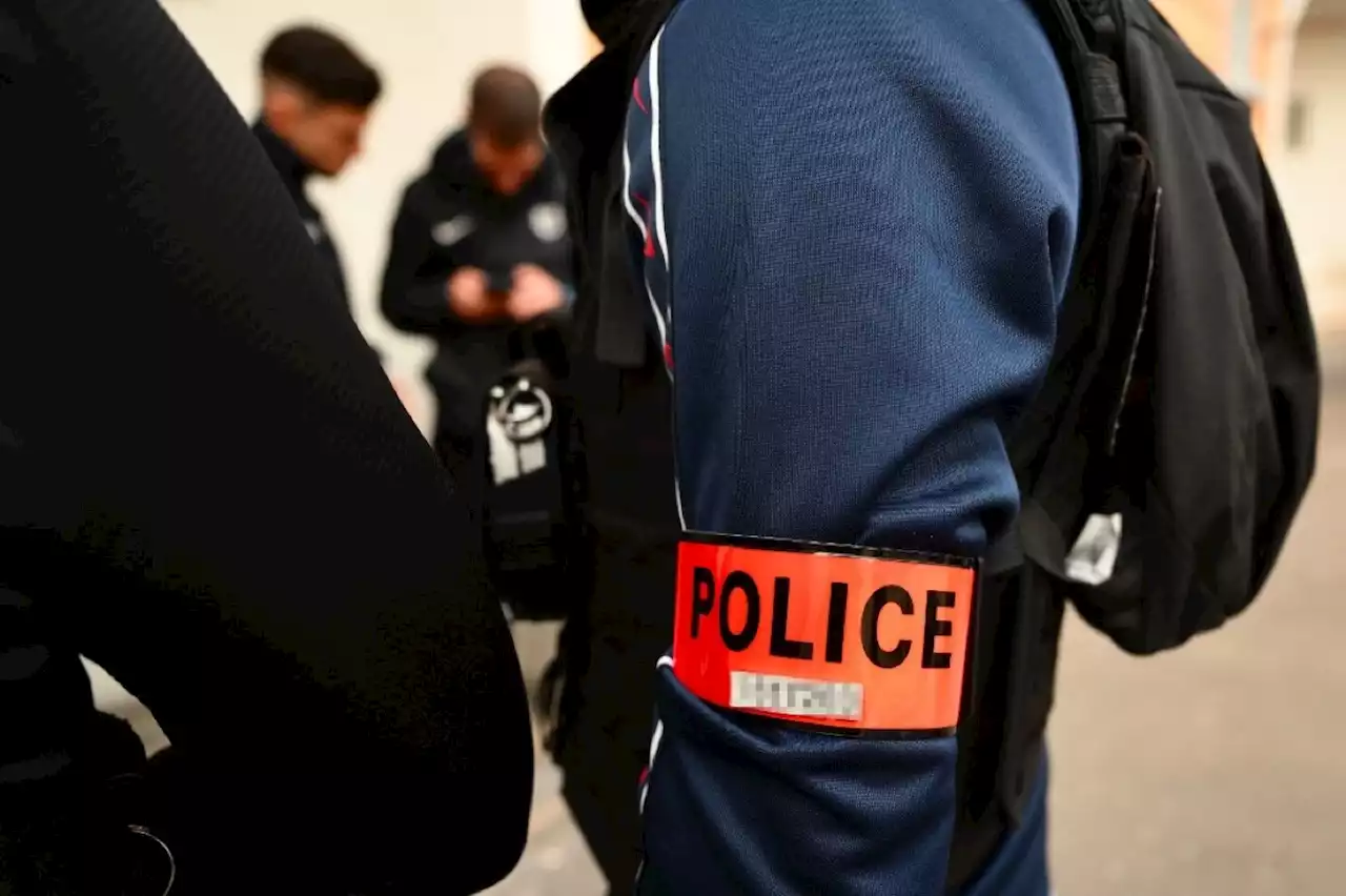 La Rochelle : un policier en intervention fauché par une voiture, le conducteur en fuite