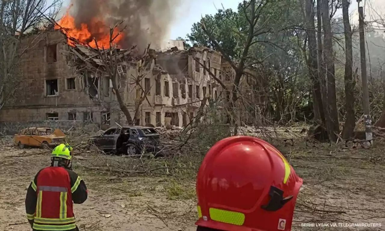 Deadly Russian strikes obliterate Dnipro medical facility in central Ukraine