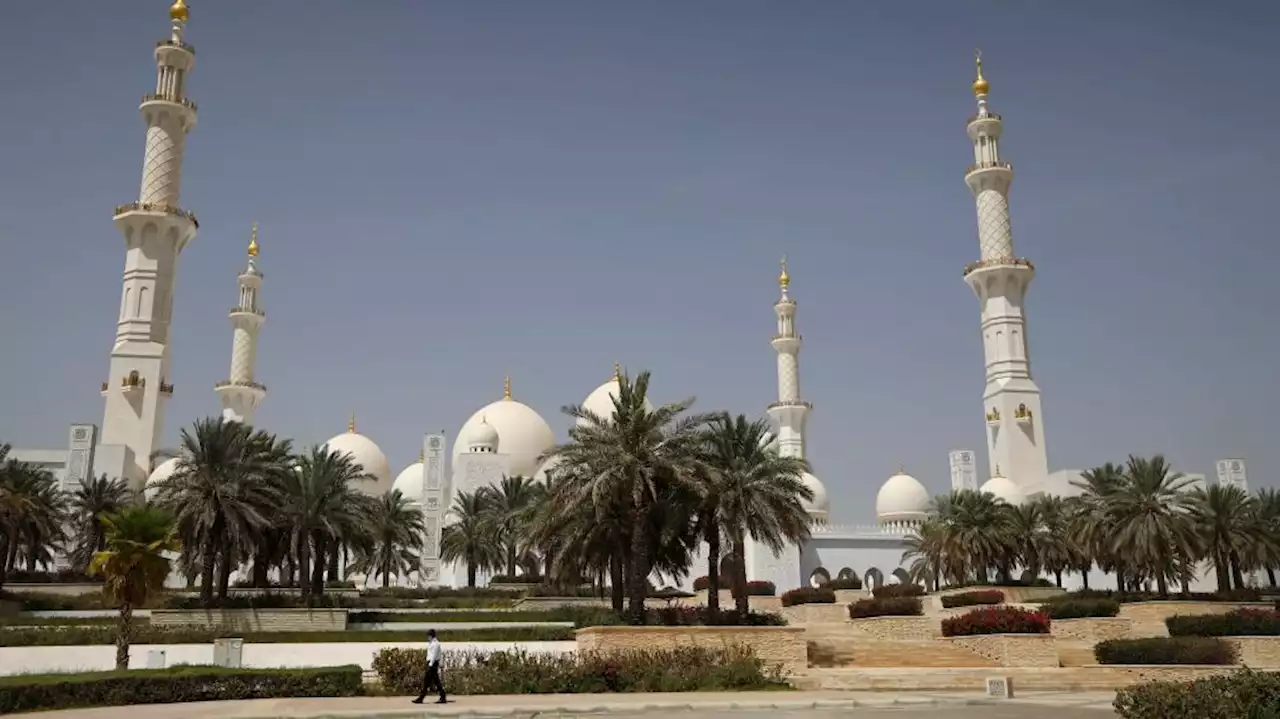 Green carpet in United Arab Emirates welcomes India's film elite for Bollywood awards ceremony