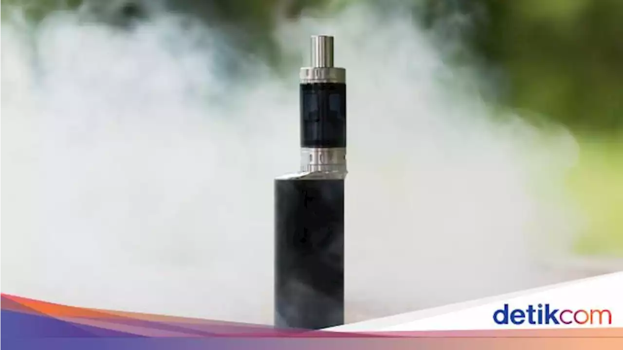 Ngeri! Ternyata Ini Yang Terjadi pada Tubuh Jika Sering Pakai Rokok Elektrik