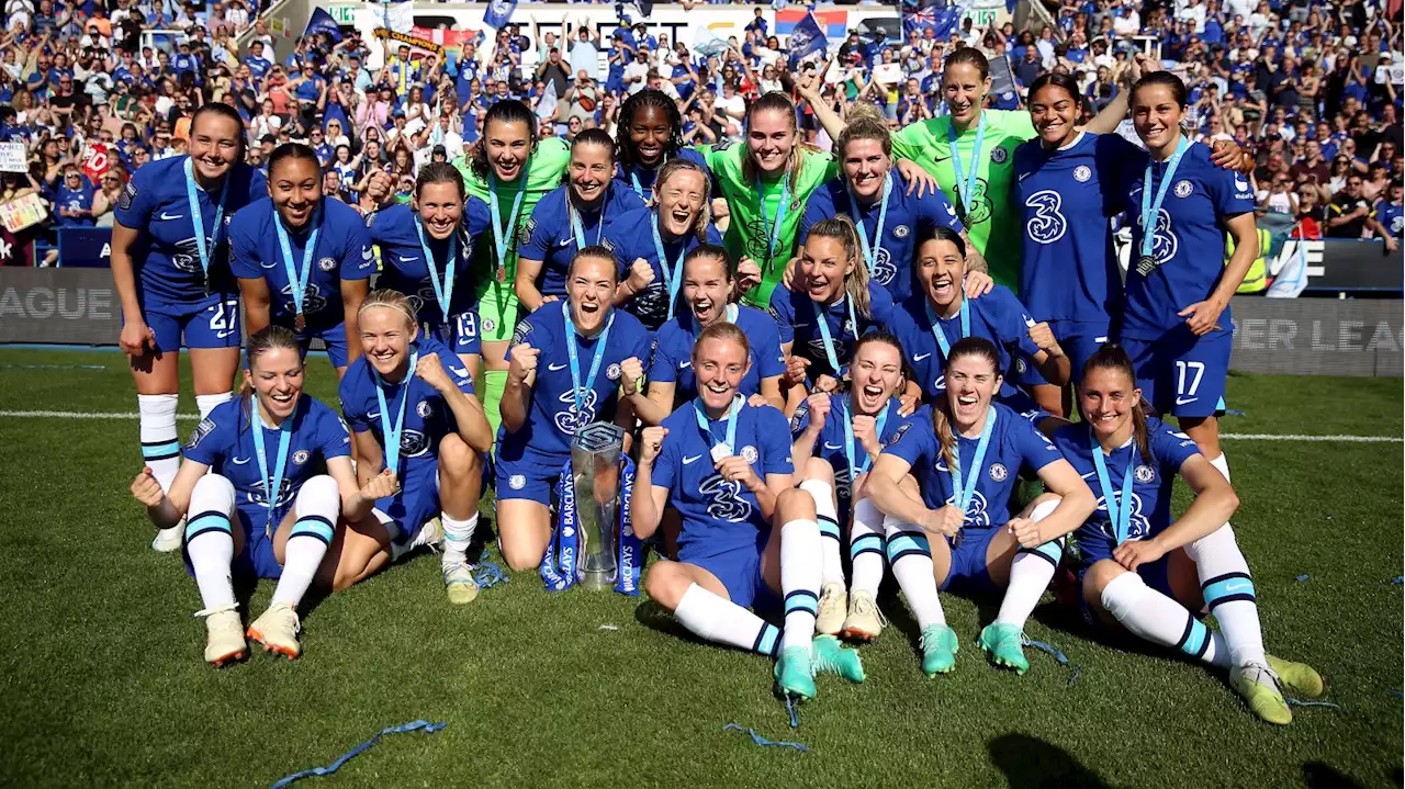 Unstoppable Chelsea beat Reading to clinch fourth straight WSL title ahead of Man Utd