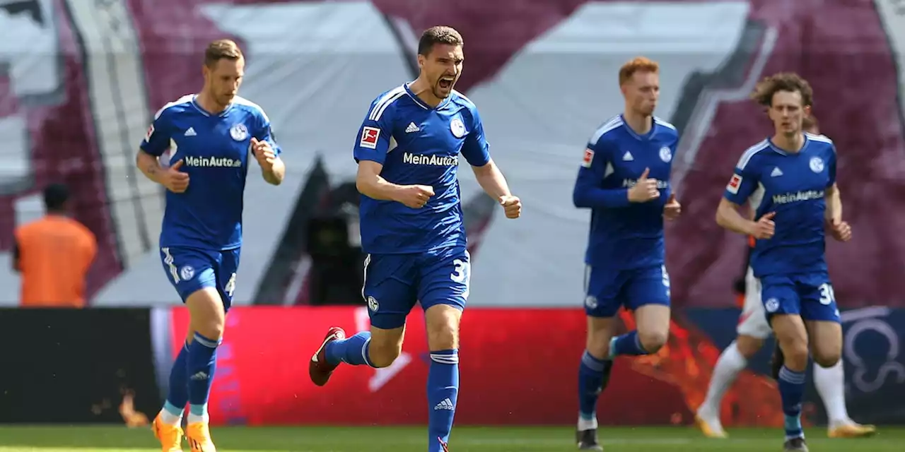 Schalke hofft nach irrem Eigentor wieder - Bochum wäre gerettet