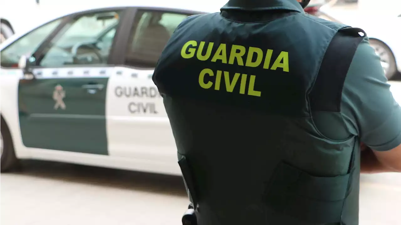 La Guardia Civil halla los cadáveres de una mujer embarazada y su hijo de tres años en una casa en Las Gabias, Granada