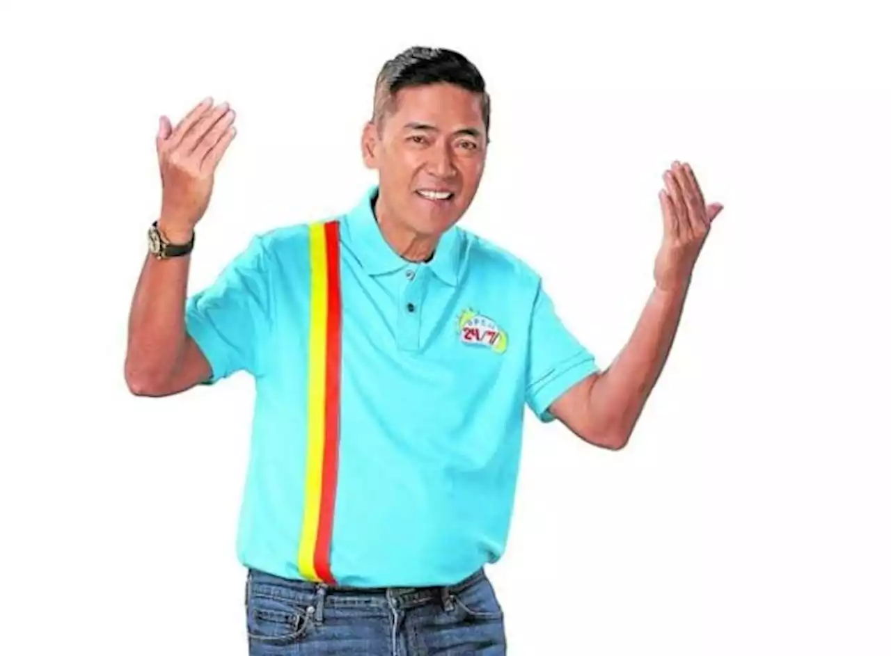 Vic Sotto takes a break from ‘daddy roles’