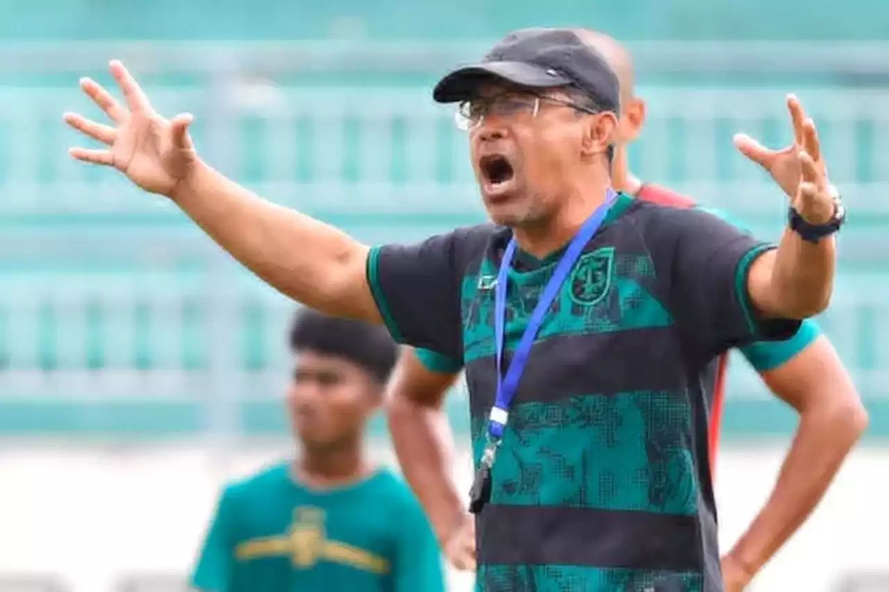 Aji Santoso Ungkap Persebaya Rancang Pemusatan Latihan di Jogjakarta - Jawa Pos