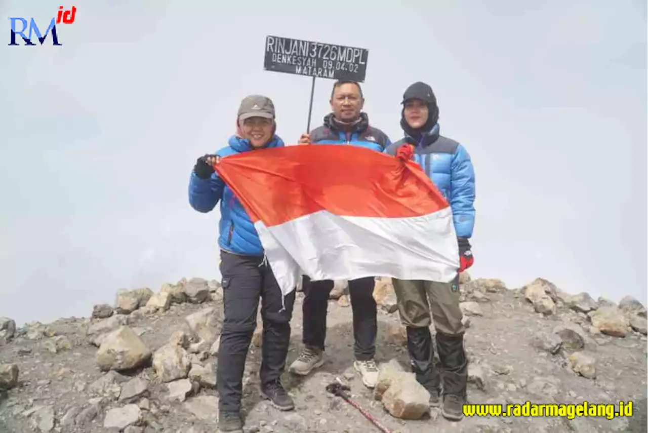 Nokning Pramukenti Mental Diuji Taklukkan Rinjani Bersama Anak dan Suami