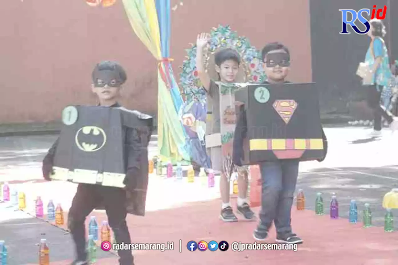 Sulap Sampah Jadi Kostum Superhero