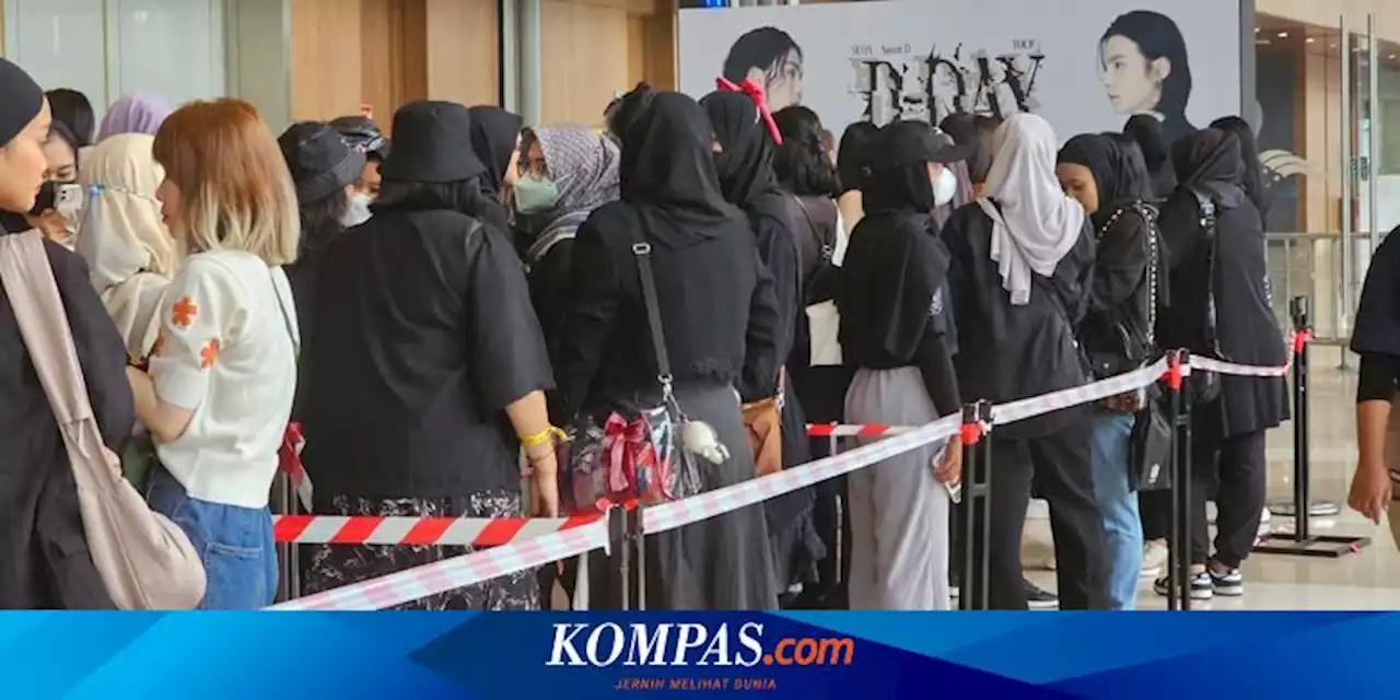 Polisi Imbau Penonton Tertib dan Jangan Berdesakan dalam Konser Suga BTS Agust D Tour in Jakarta di ICE BSD Day 2