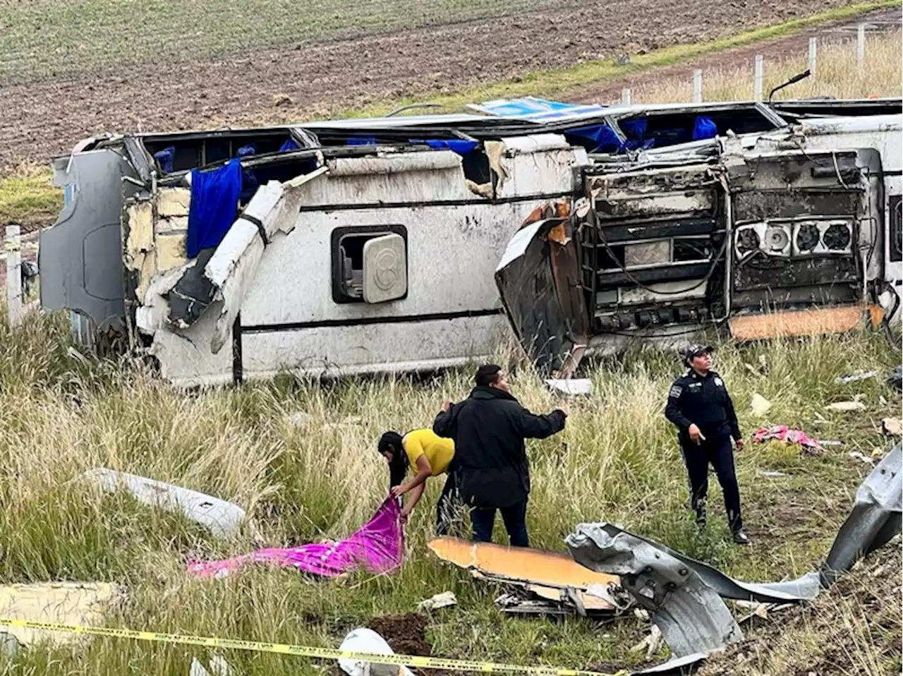 Tres muertos y 18 lesionados deja accidente en la Puebla–Tlaxcala