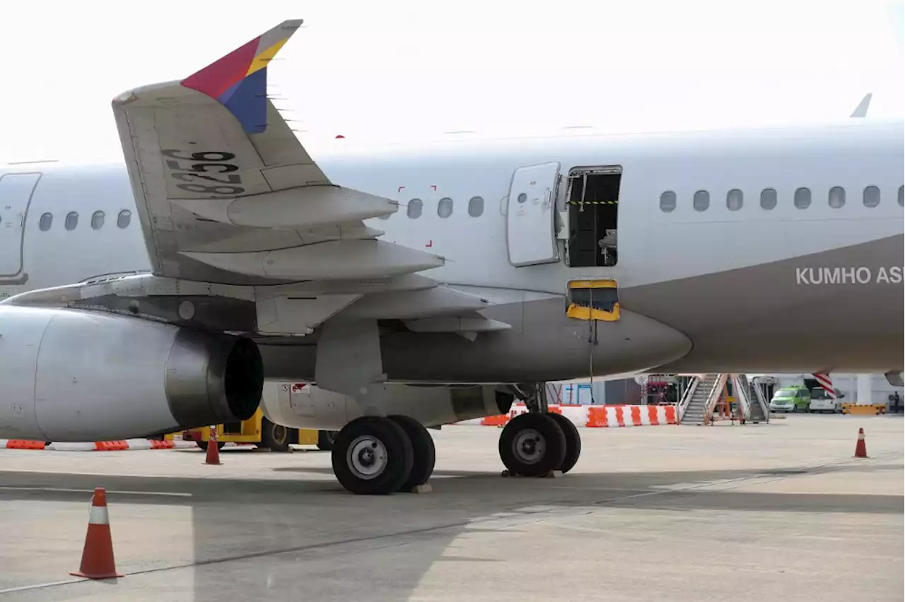 Man who opened Asiana plane door says he wanted out 'quickly'