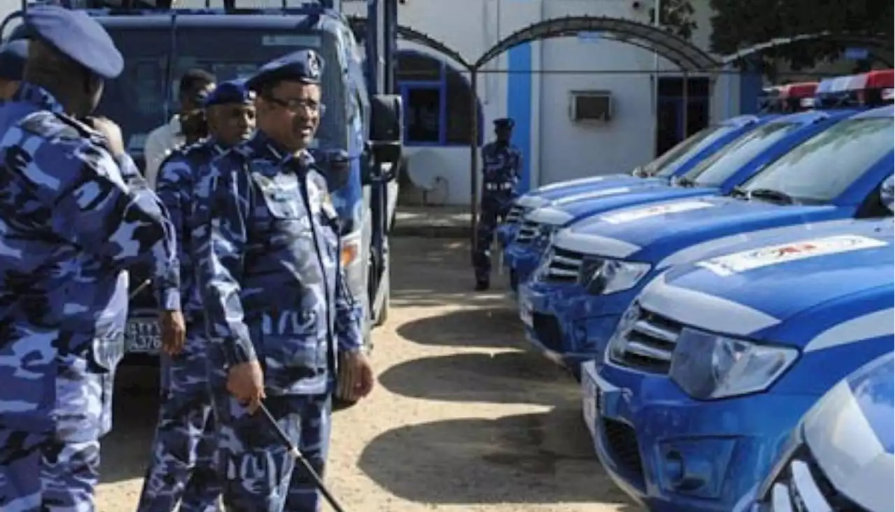 الشرطة السودانية تواجه الانفلات باستدعاء المتقاعدين