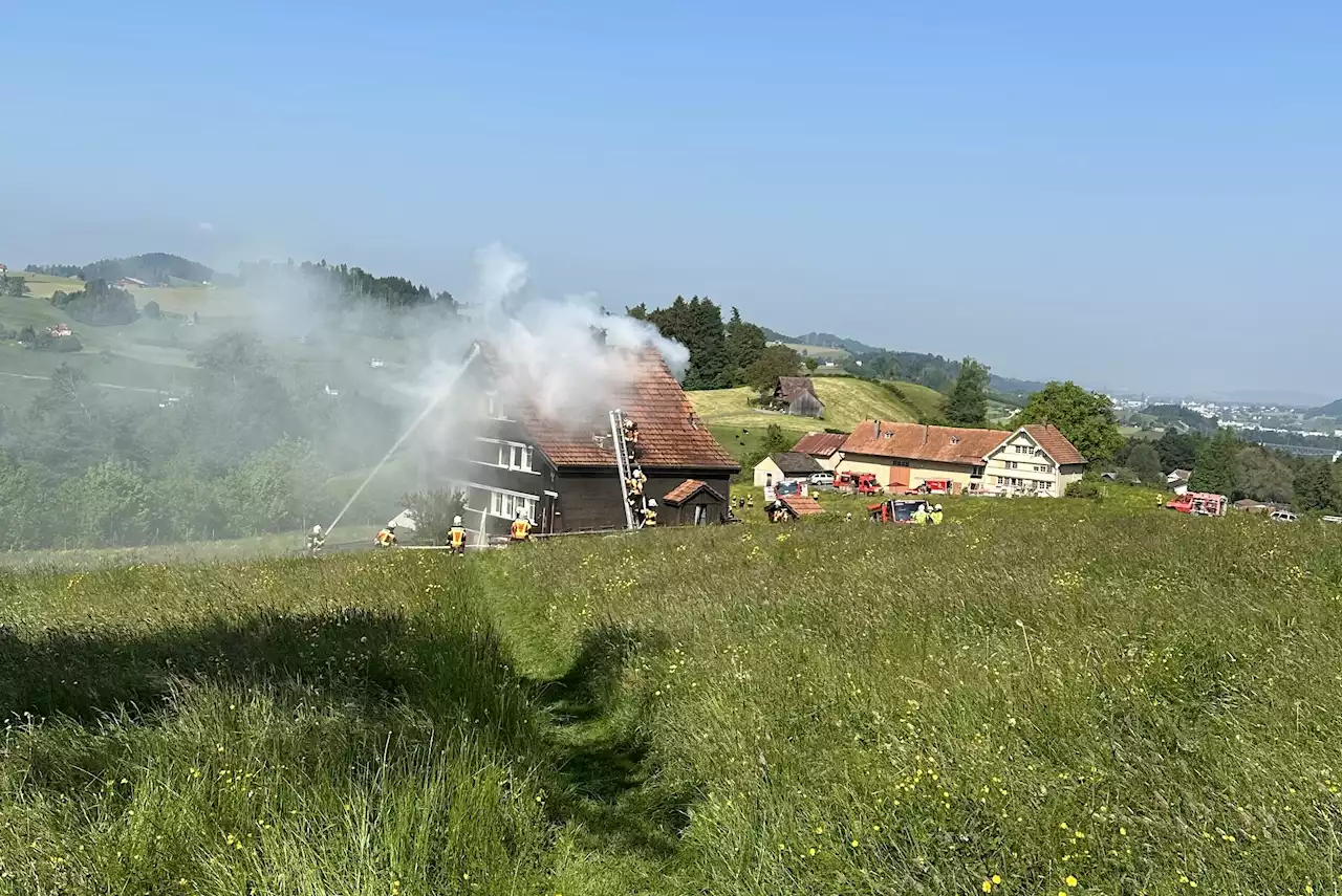 Niederteufen AR: Brand eines Wohnhauses