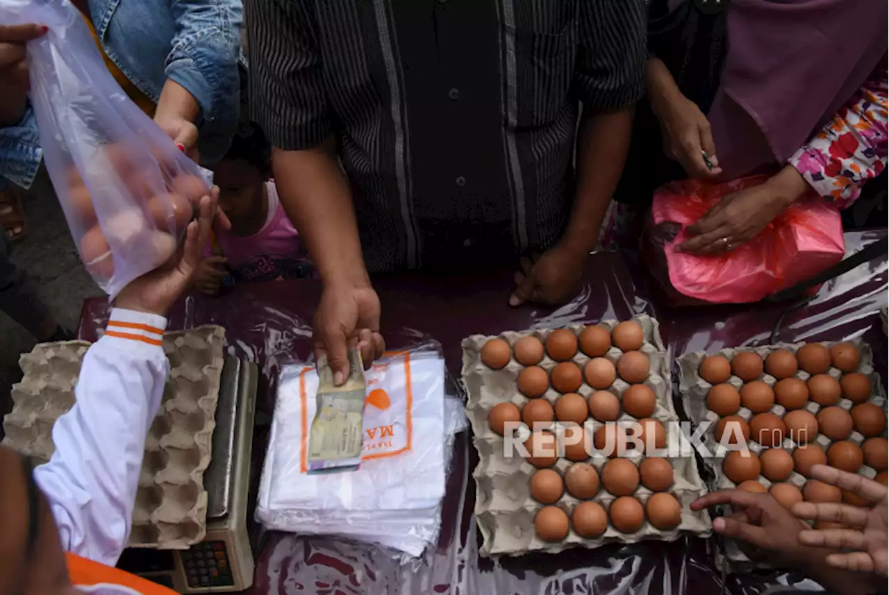 Gelar Operasi Pasar, Disperindag DIY Gelontorkan 15 Ton Telur Ayam |Republika Online