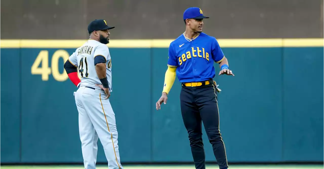 Pirates play home-run derby in blasting Mariners