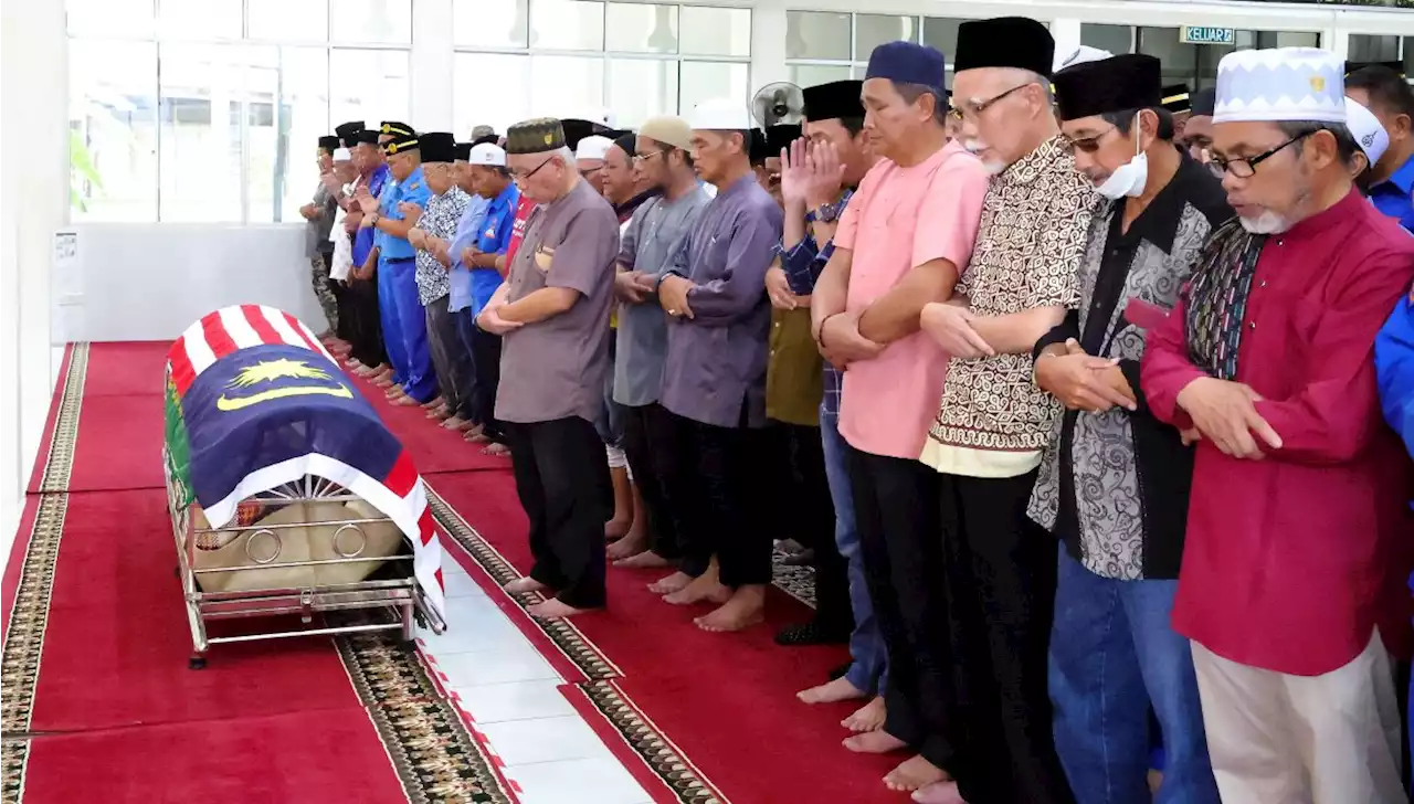 PM Anwar saddened by demise of national hero Awang Askandar