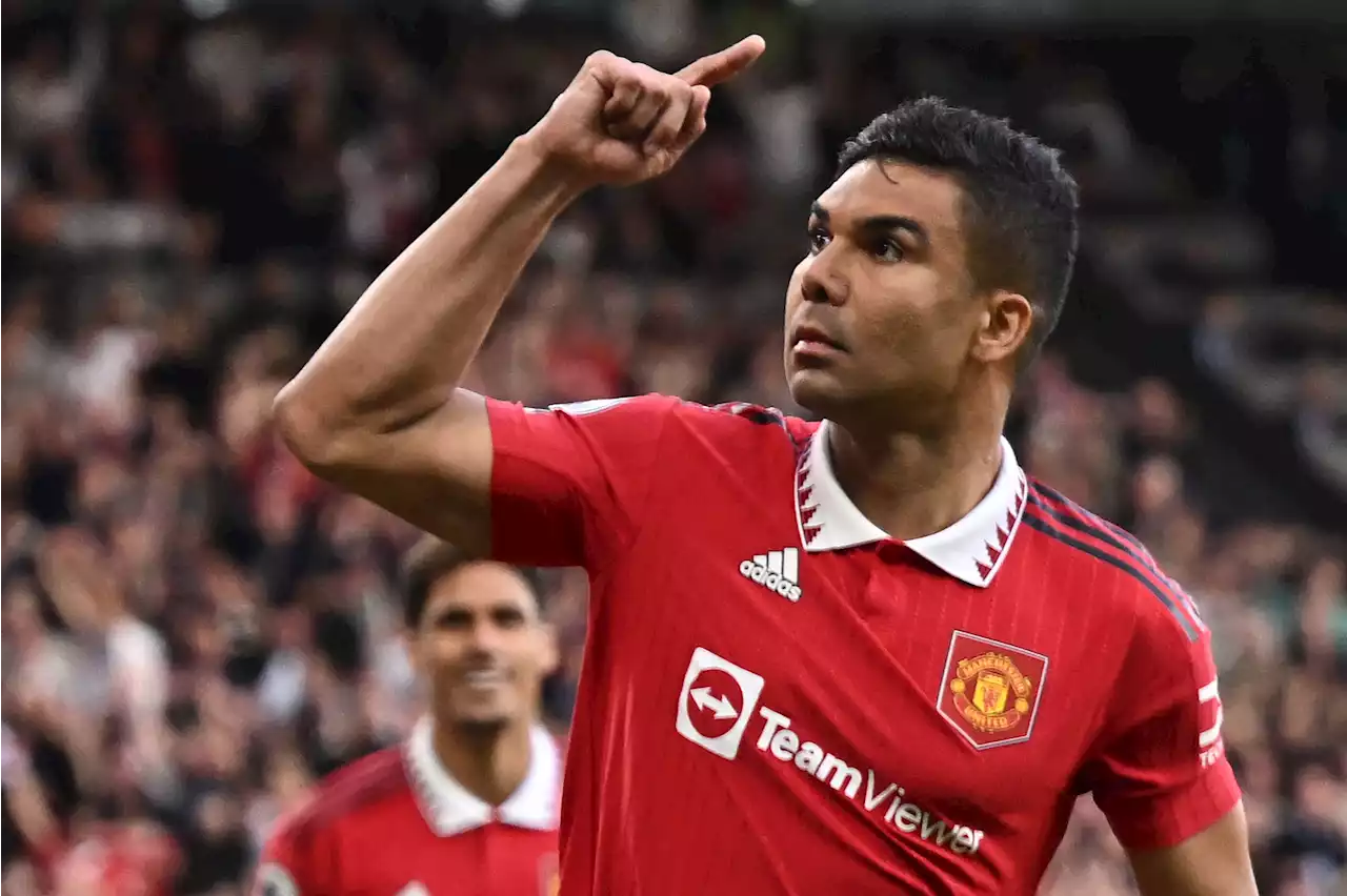 Man United star Casemiro hailed as 'fighter' and 'one of the best' by former Chelsea star