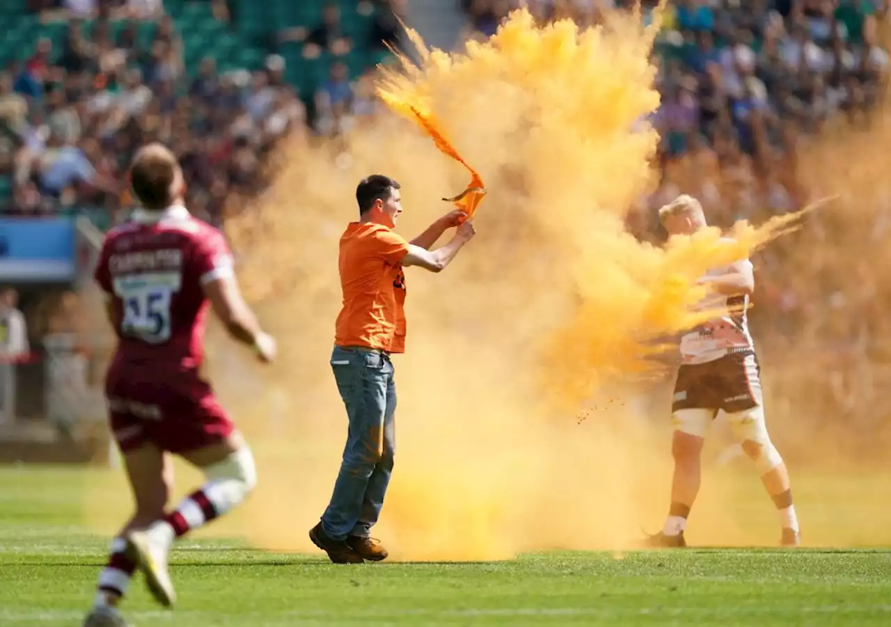 Just Stop Oil protesters invade Twickenham pitch at Premiership Rugby final, stopping play