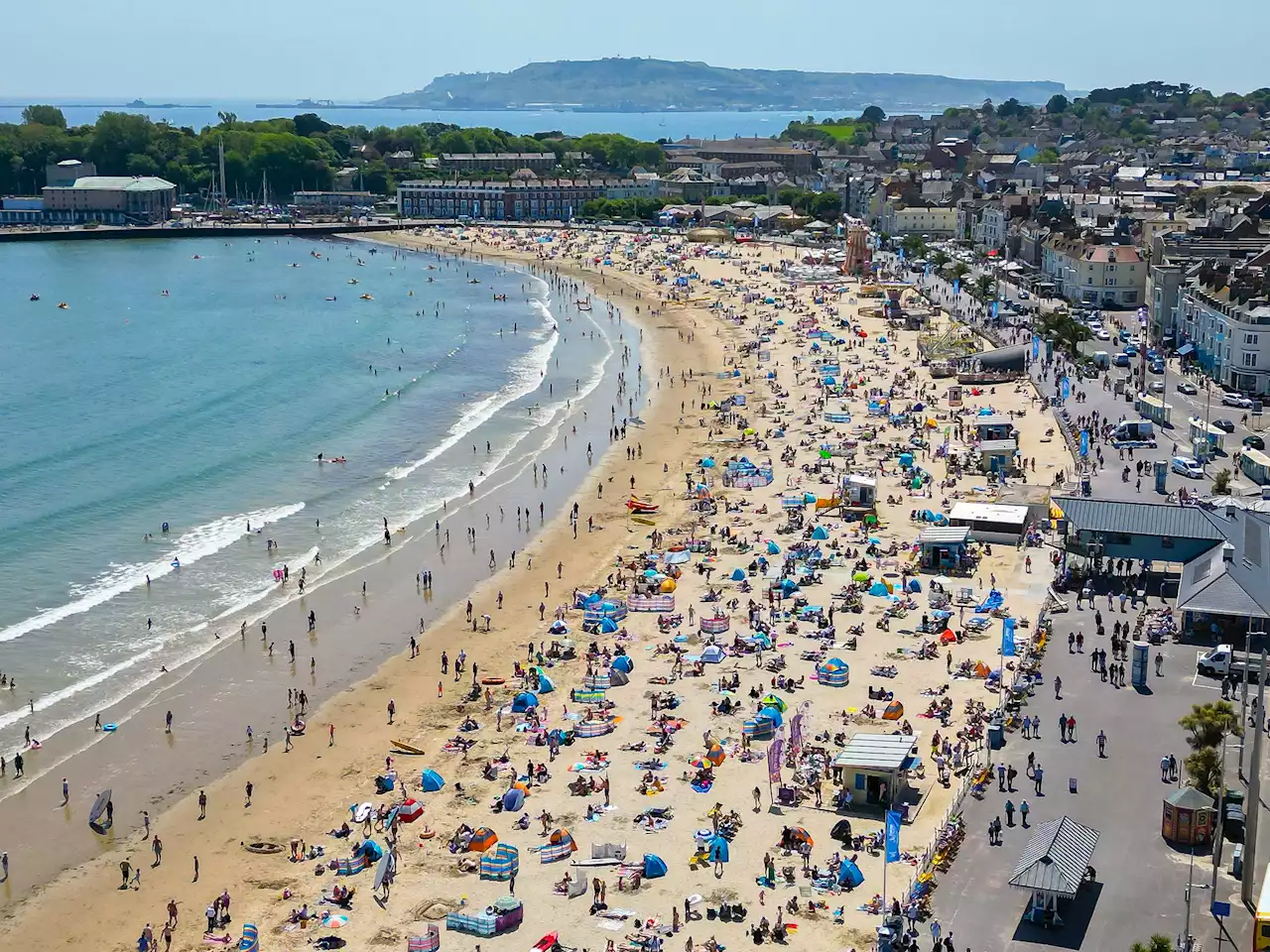 Brits to bask in 23C tomorrow… but make the most the glorious sunshine