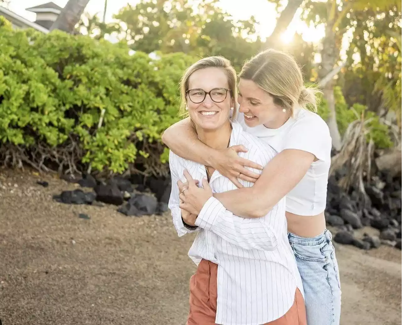 Team Canada teammates Marie-Philip Poulin and Laura Stacey announce engagement