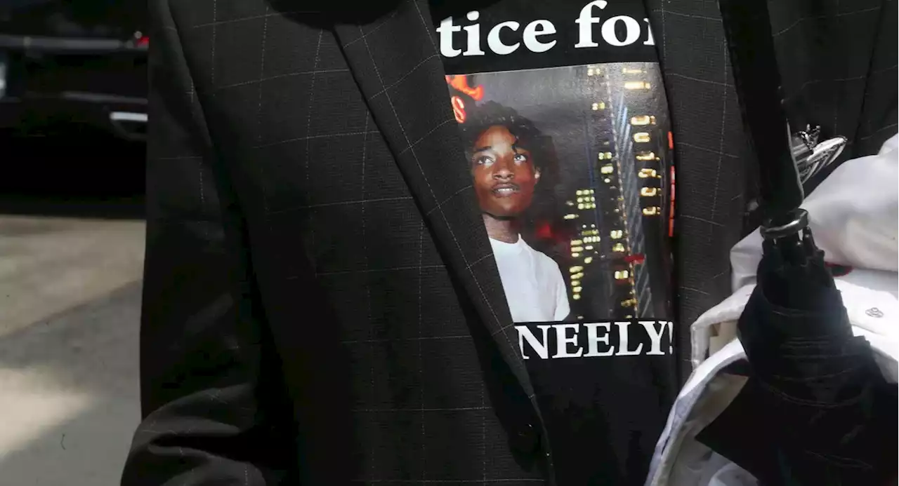 Jordan Neely's family plans to sue Daniel Penny over fatal chokehold on the F train, report says