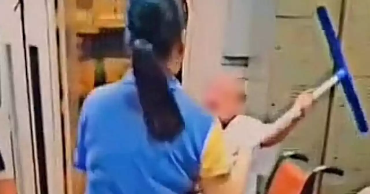 Uncle in wheelchair 'fights' with Ang Mo Kio coffee shop staff over blocked toilet entrance