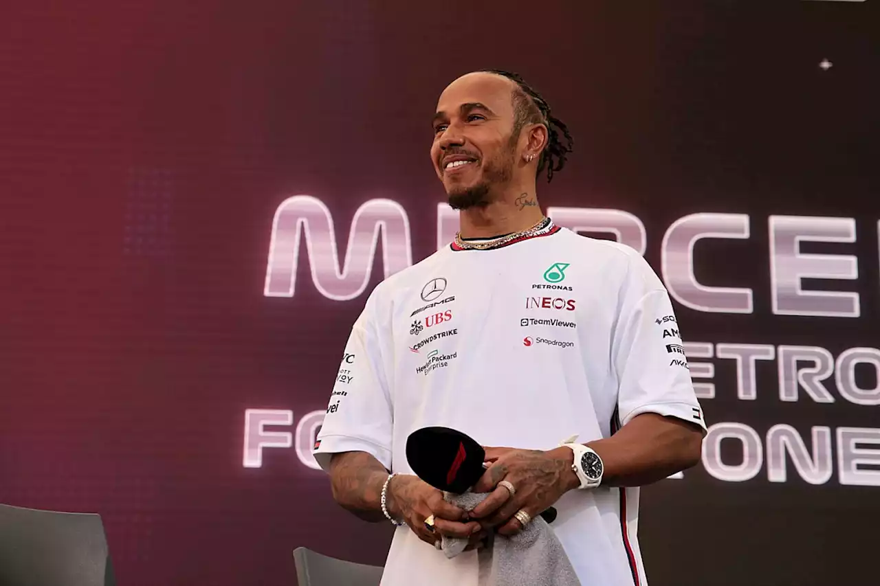 Hamilton's Mercedes F1 future &quot;never a millimetre in doubt&quot; amid Ferrari rumours