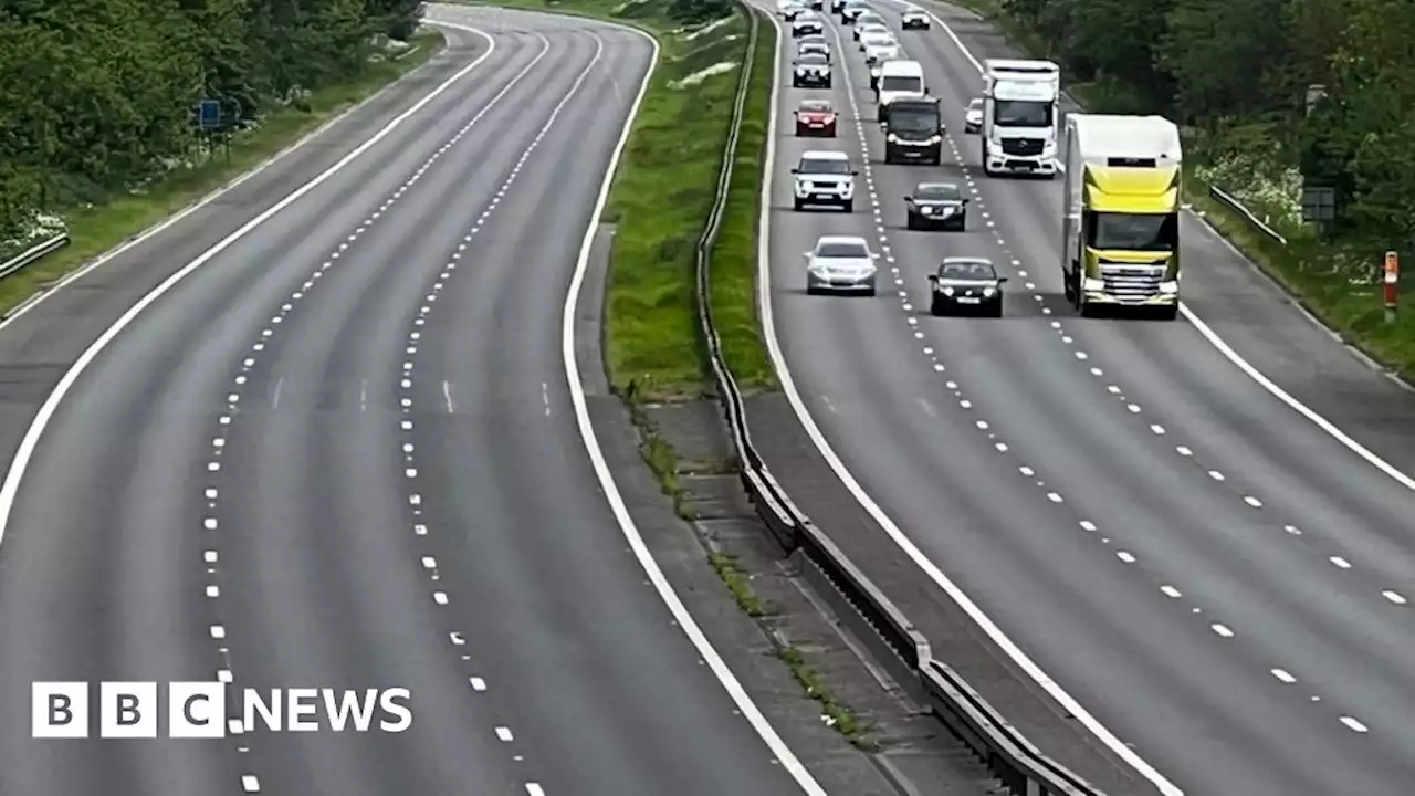 M1 closed near Huddersfield due to 'serious incident'