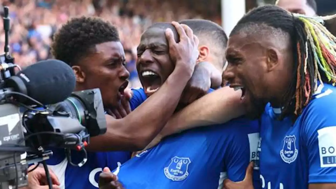 Everton secure safety with Bournemouth win