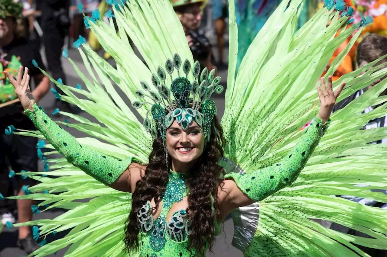 Karneval der Kulturen: Mega-Party läuft, Angst vor Störaktionen der Klima-Kleber